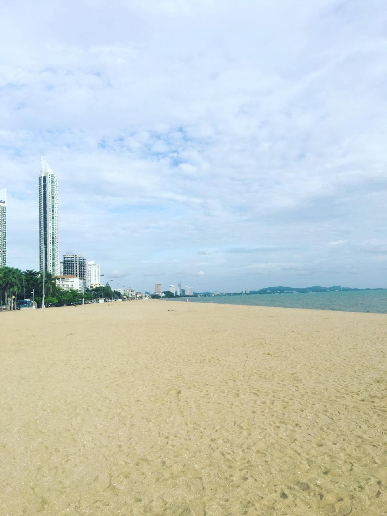 شقة 2 ห้องนอน 2 ห้องน้ำ Seaview Jomtien ชั้น18 المظهر الخارجي الصورة